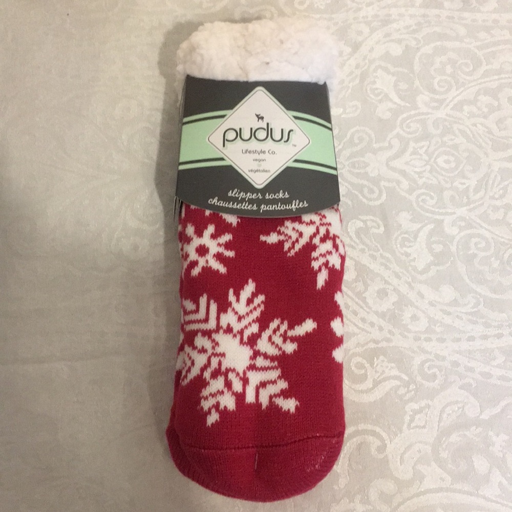 Pudus Slipper Socks. One size fits all. New!